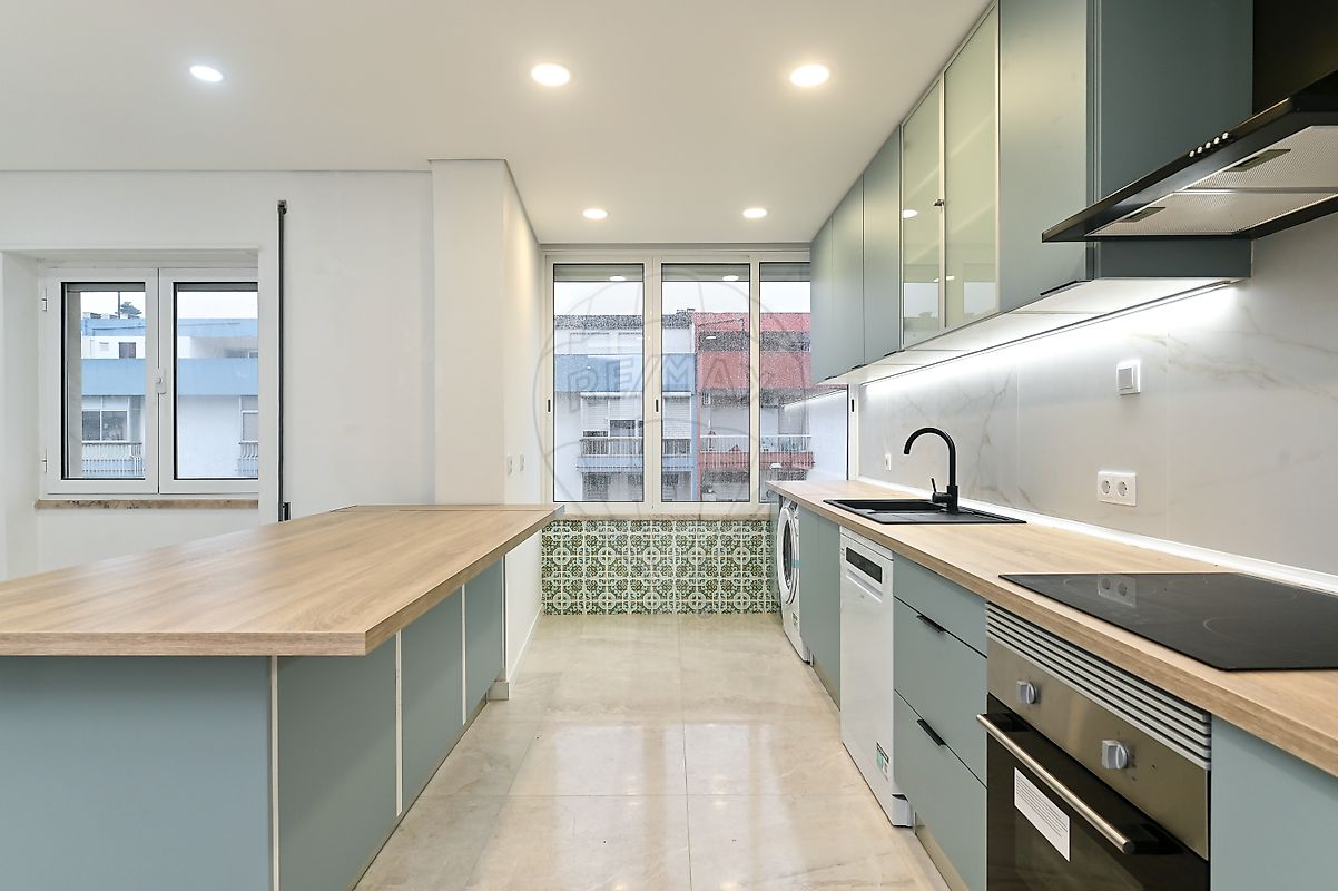 Apartamento T3 à venda em Oeiras