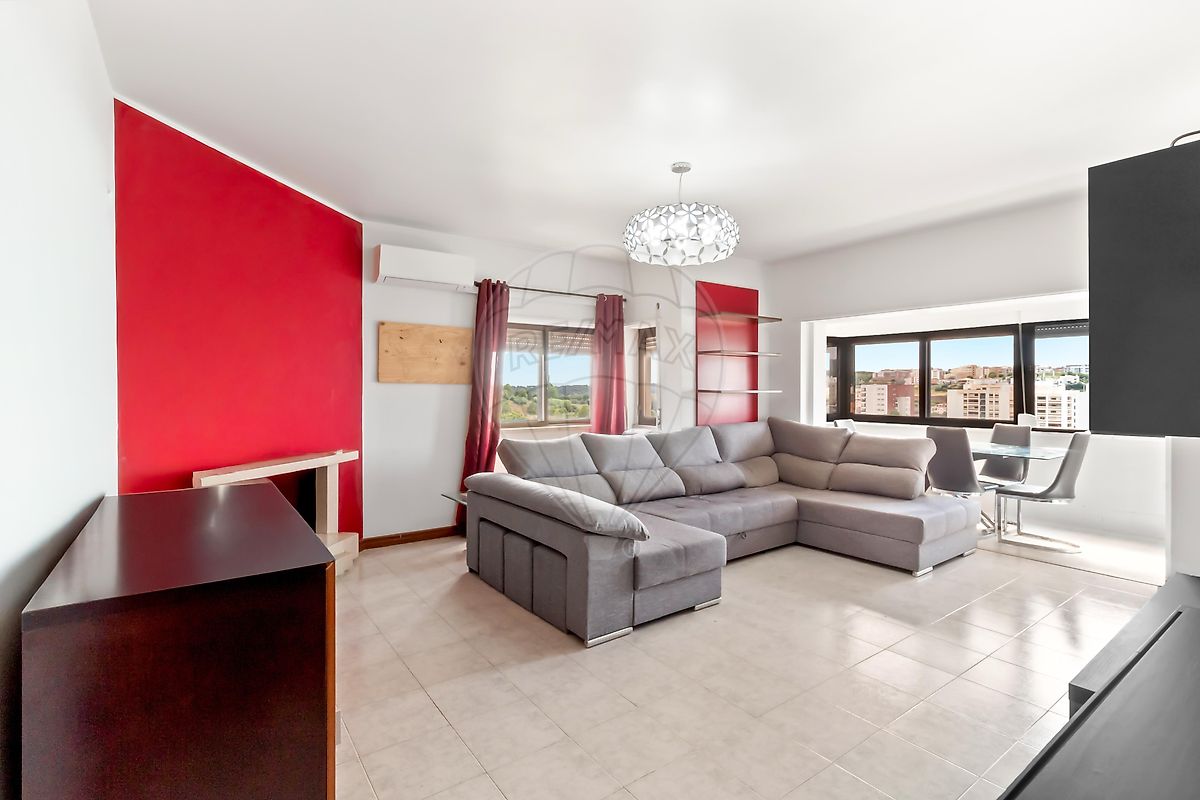 Apartamento T3 à venda em Oeiras