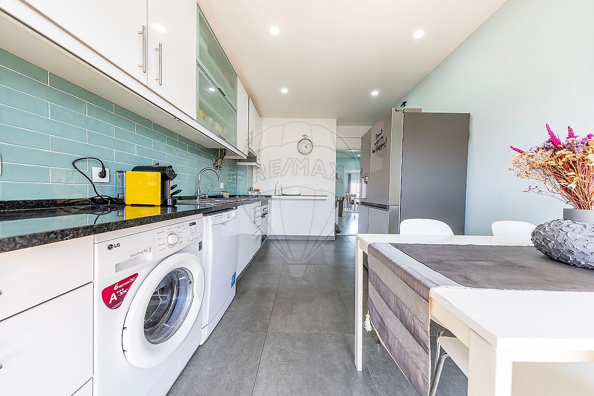 Apartamento T3 à venda em Carnaxide e Queijas, Oeiras — foto 9