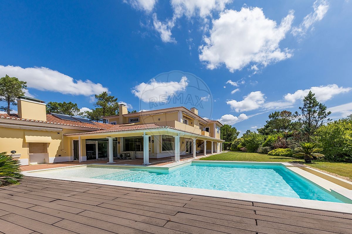 Apartamento T6 à venda em Sesimbra