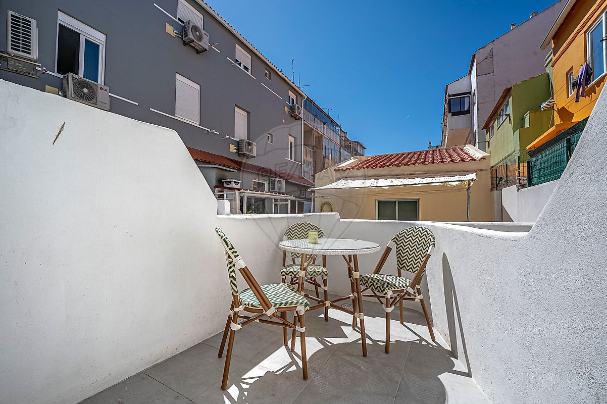 Apartamento T1 à venda em Almada