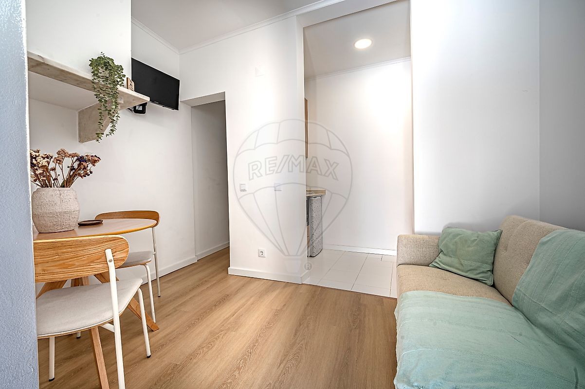 Apartamento T1 à venda em Almada