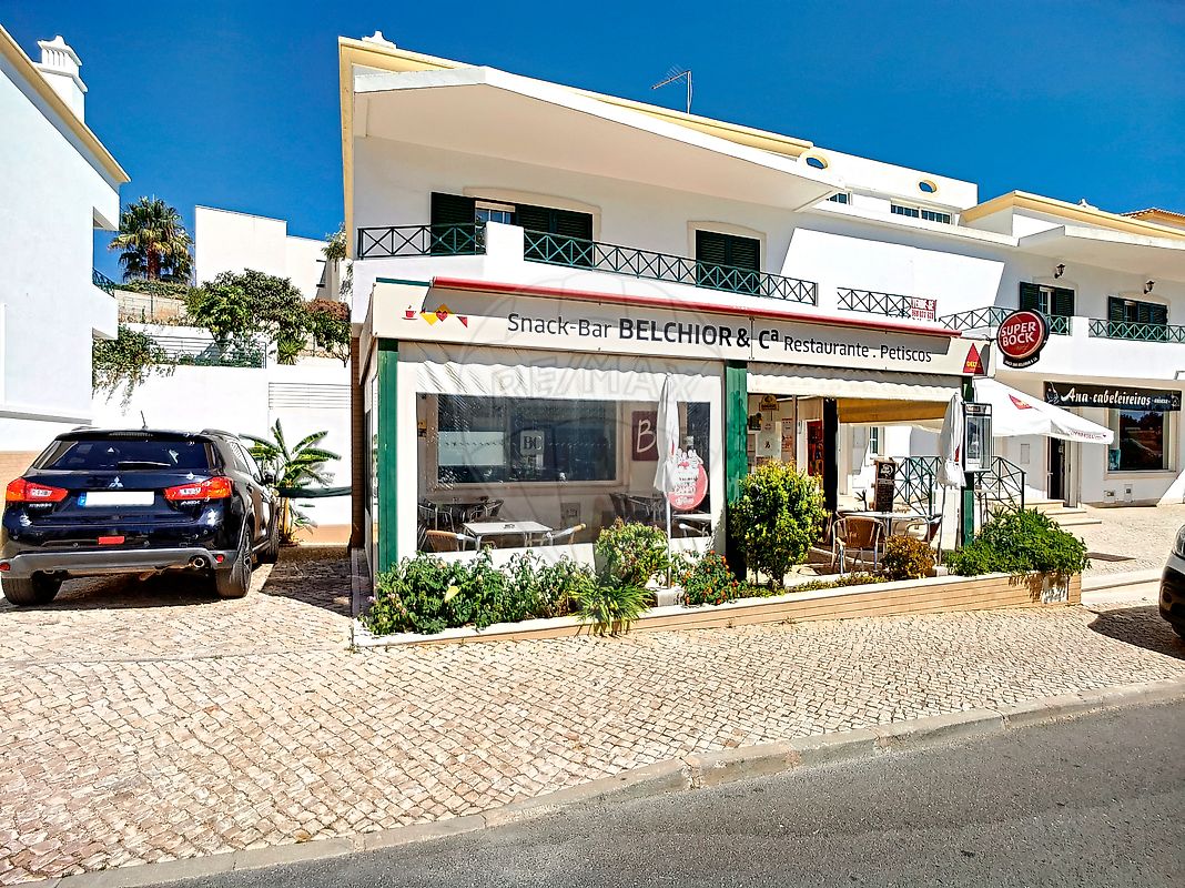 Prédio à venda em Quinta do Infante