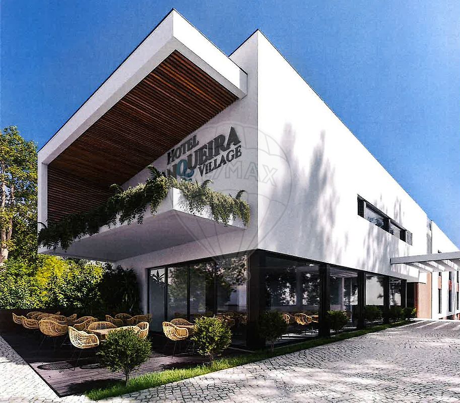 Terreno T4 à venda em Albufeira