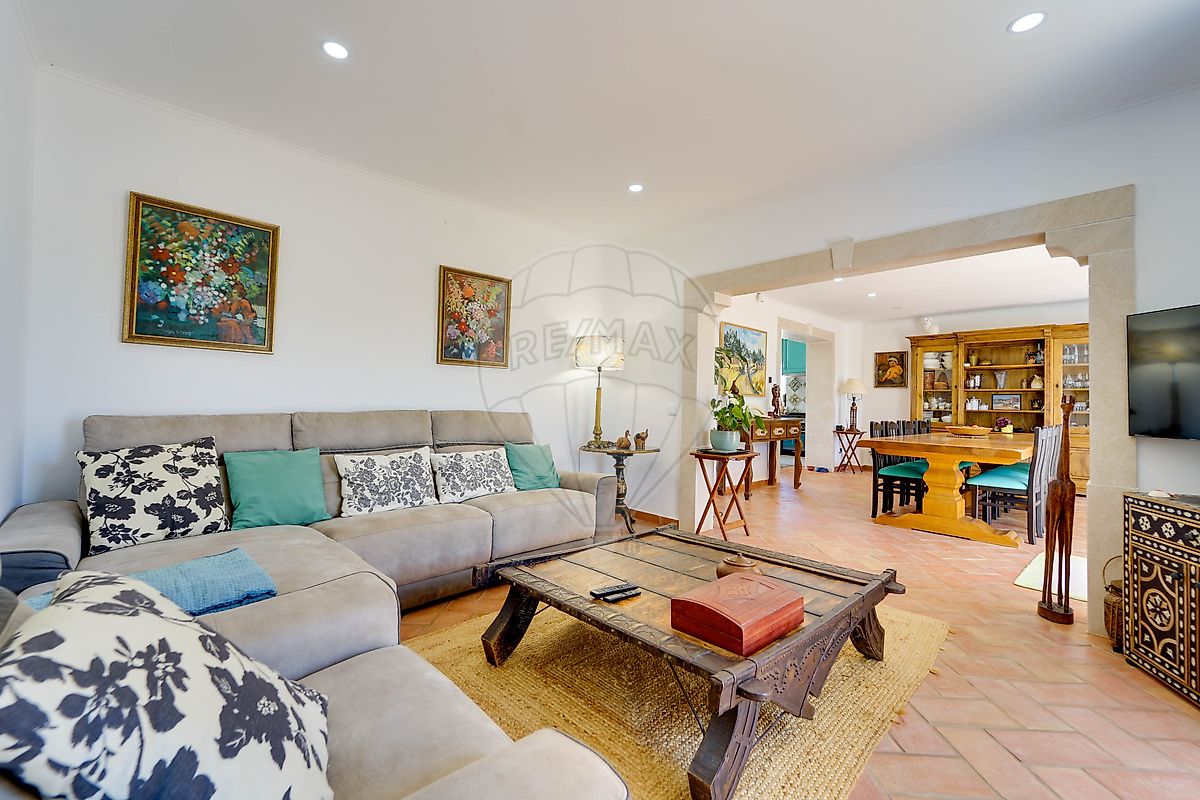 Apartamento T4 à venda em Silves
