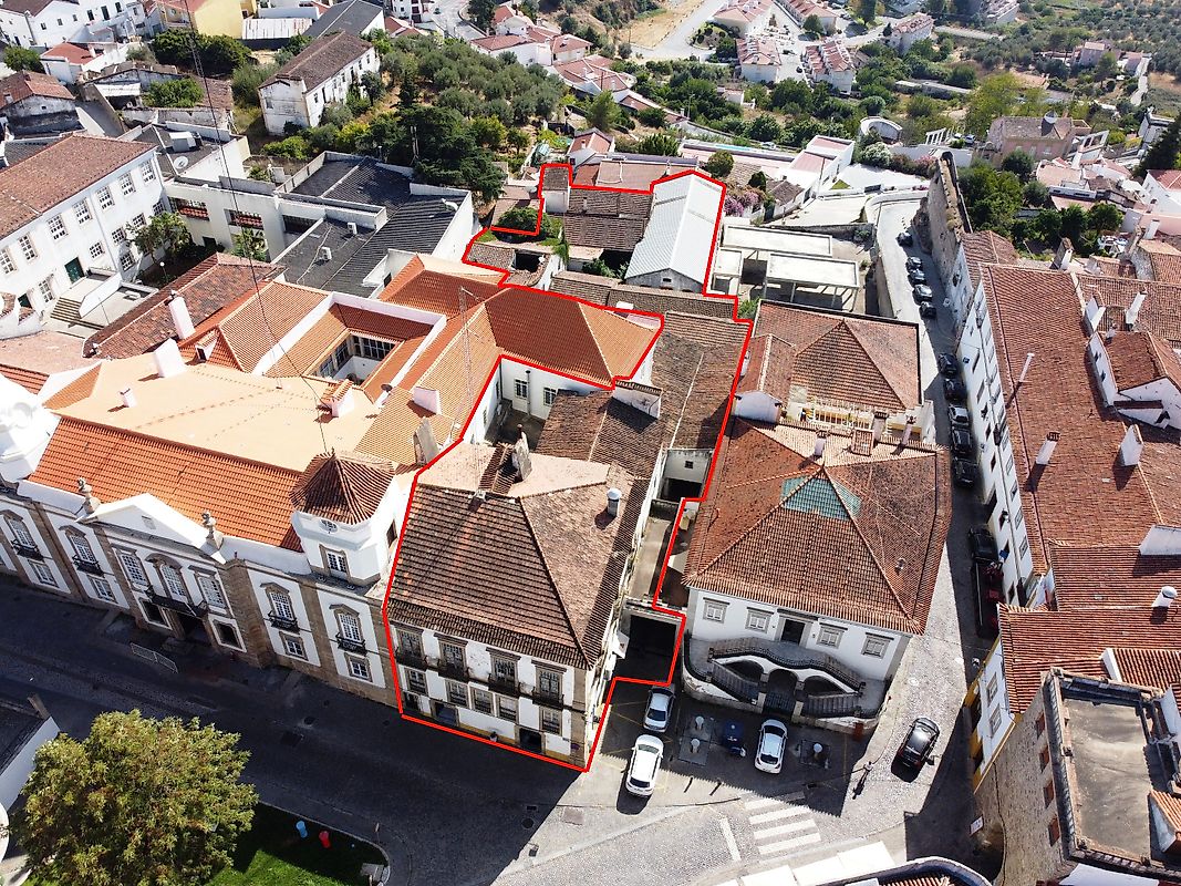 Moradia T21 à venda em Zona Histórica Portalegre