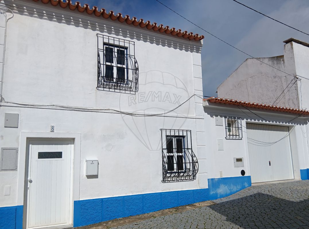 Moradia T5 para venda