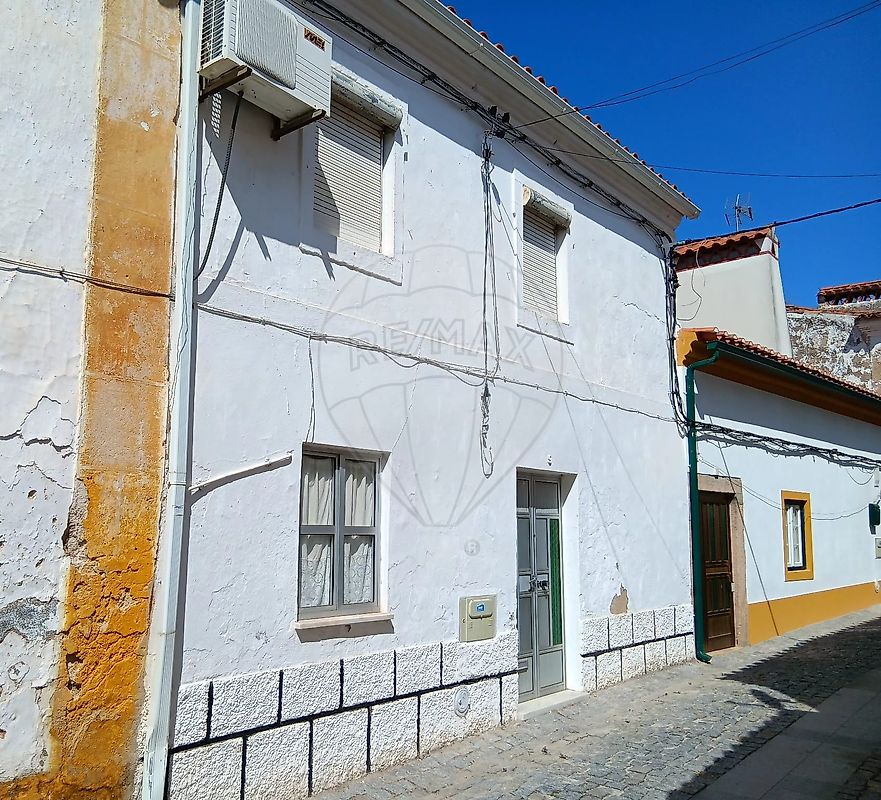 Moradia T4 para venda