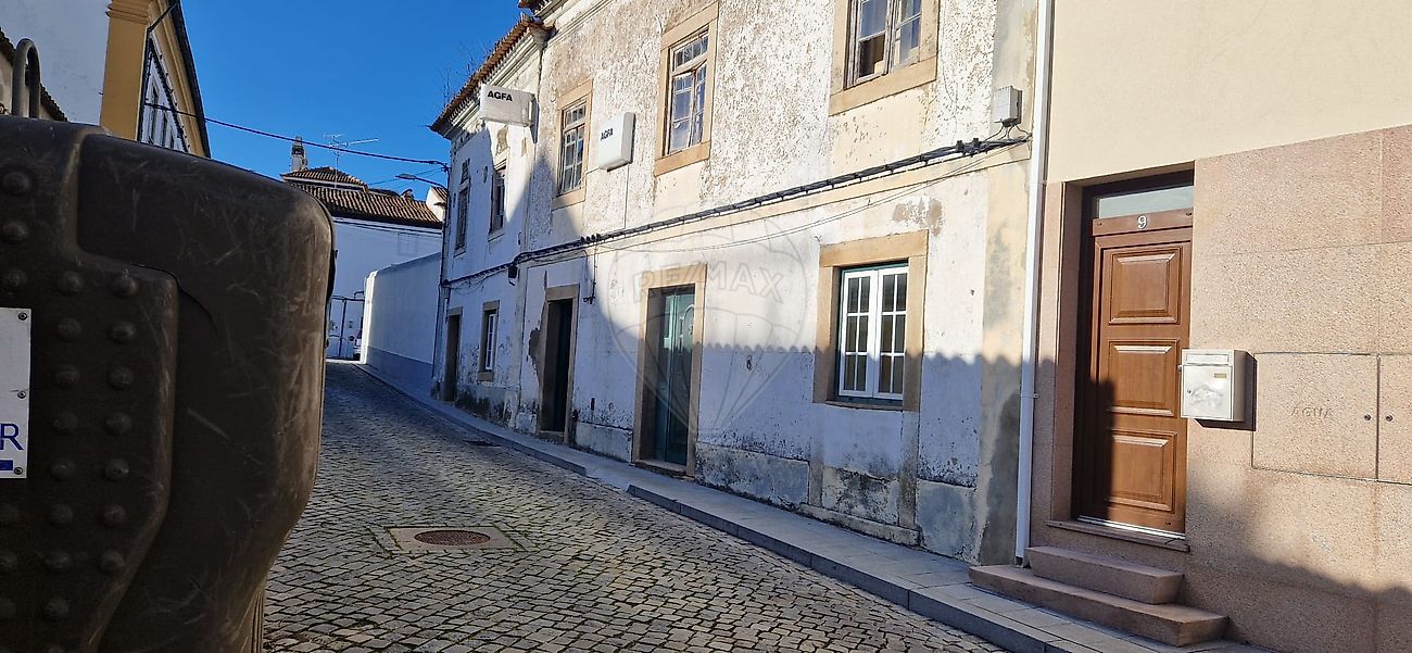 Moradia T3 à venda em Nisa