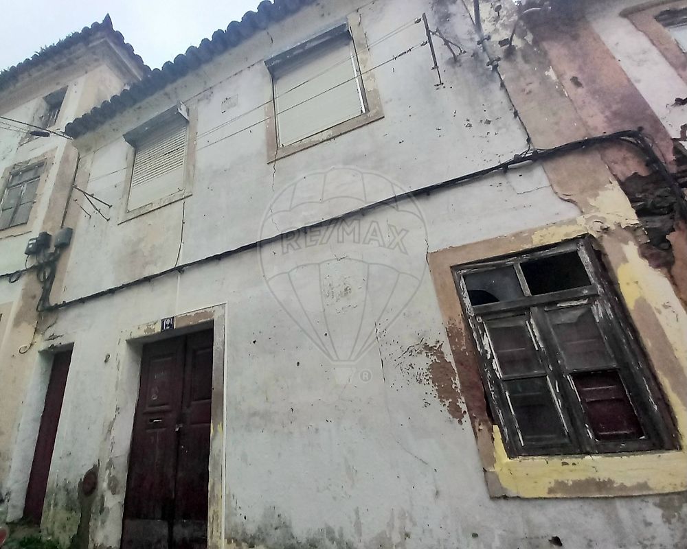 Moradia T9 à venda em Portalegre