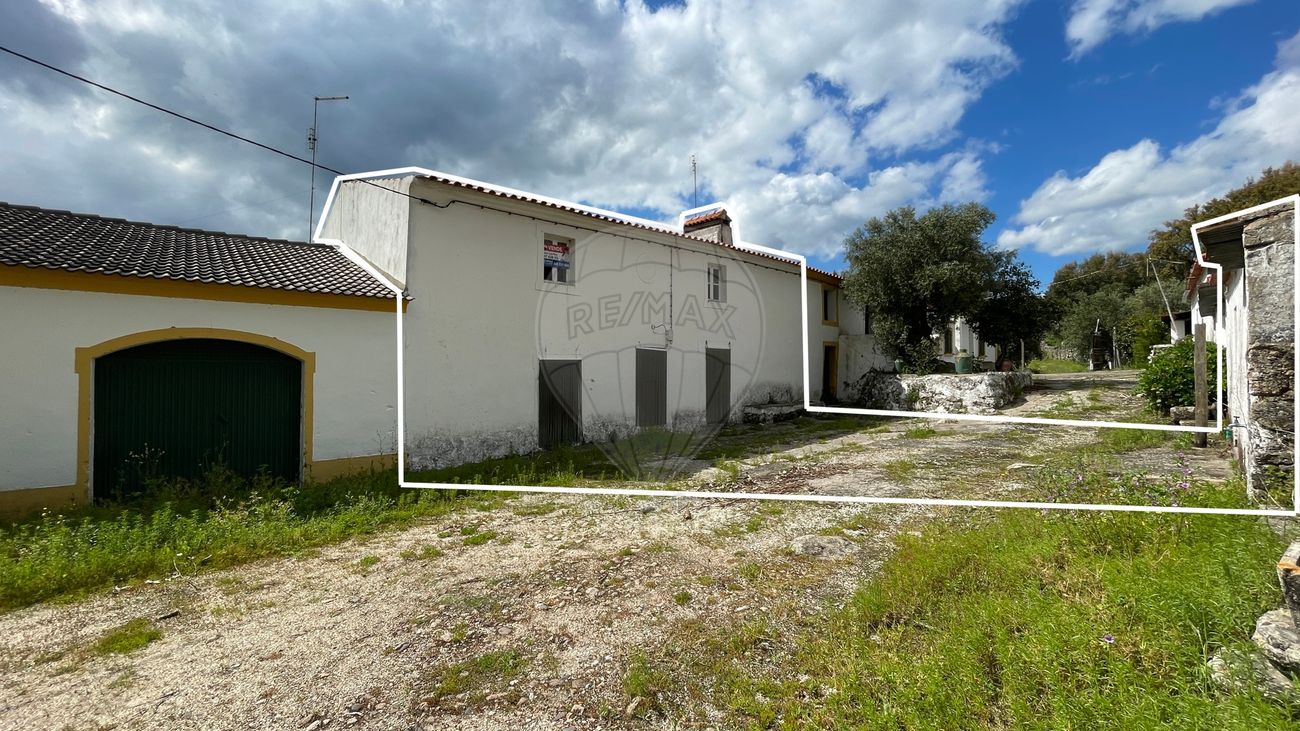 Moradia T4 para venda