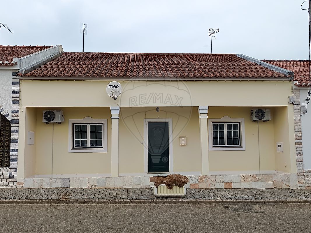 Moradia - São Saturnino, Fronteira, Portalegre