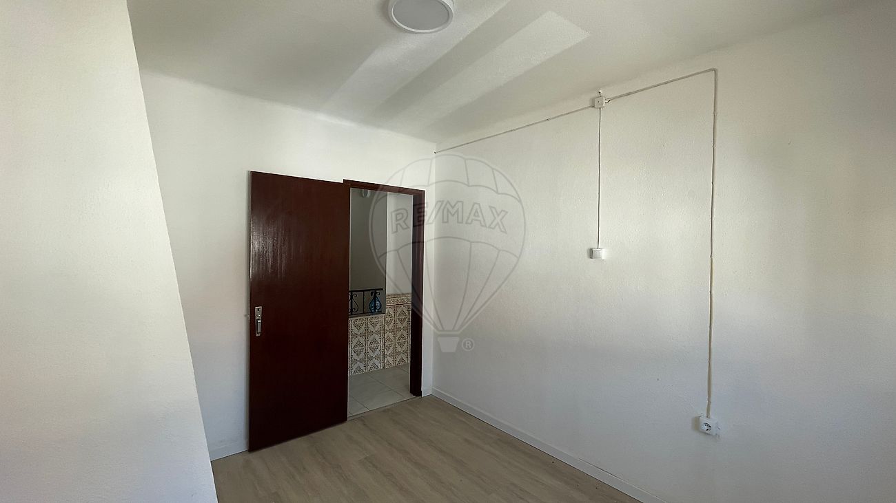 Moradia T3 à venda em Nossa Senhora da Graça de Póvoa e Meadas, Castelo de Vide — foto 15