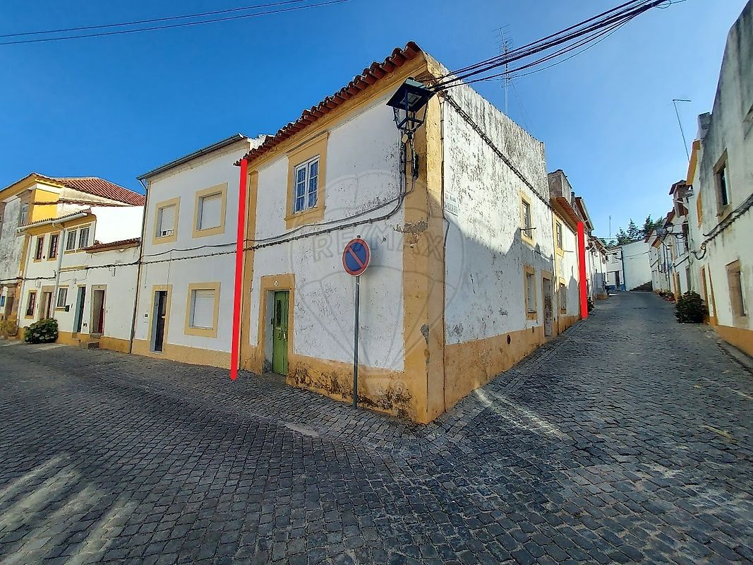 Moradia - Crato e Mártires, Flor da Rosa e Vale do Peso, Crato, Portalegre