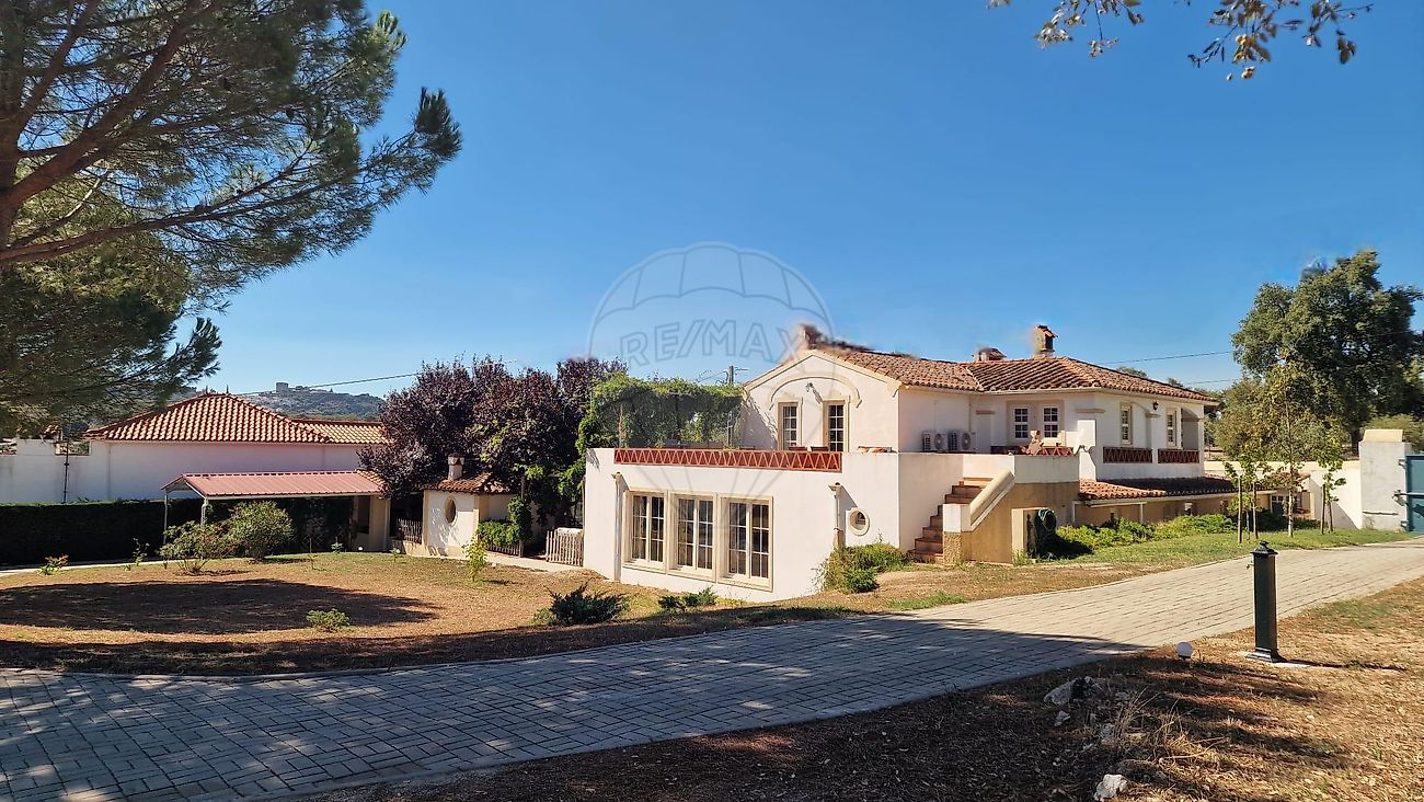 Apartamento T4 à venda em Castelo de Vide
