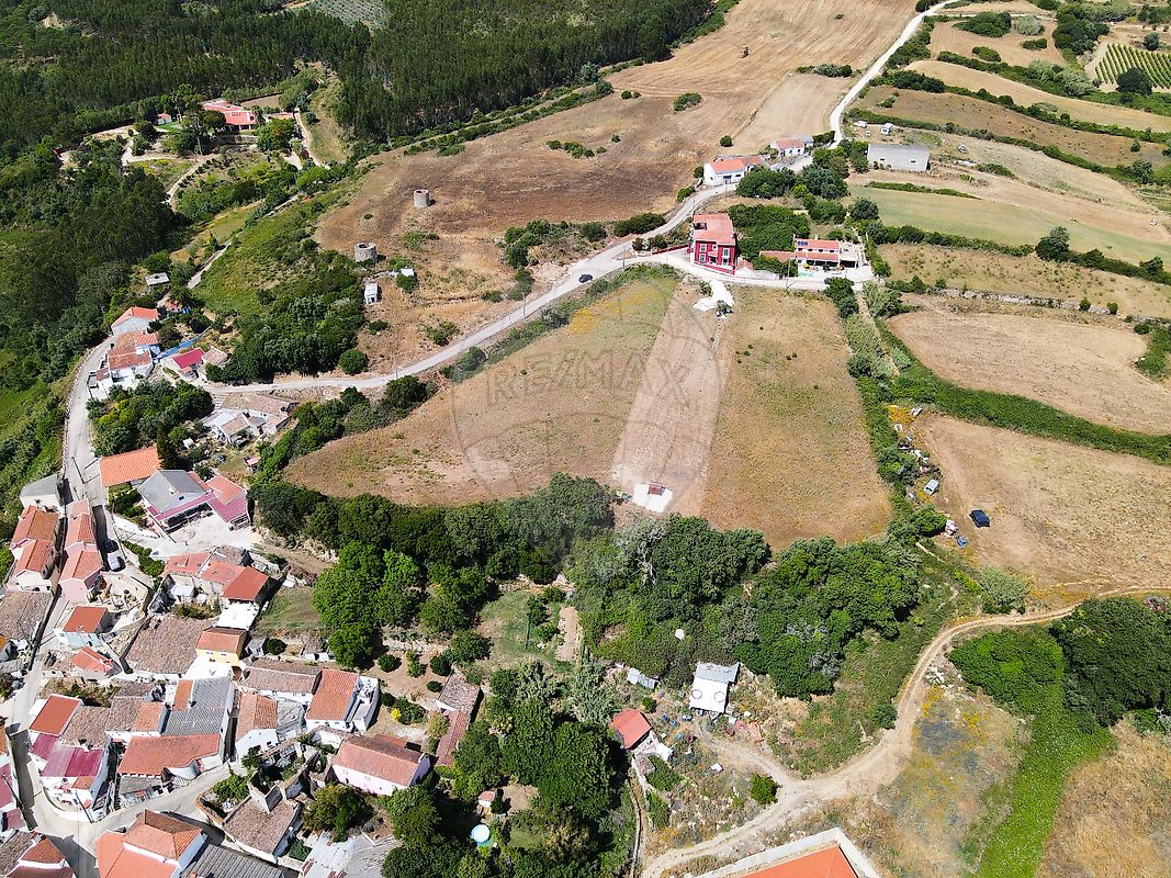 Terreno  à venda em Sobral de Monte Agraço