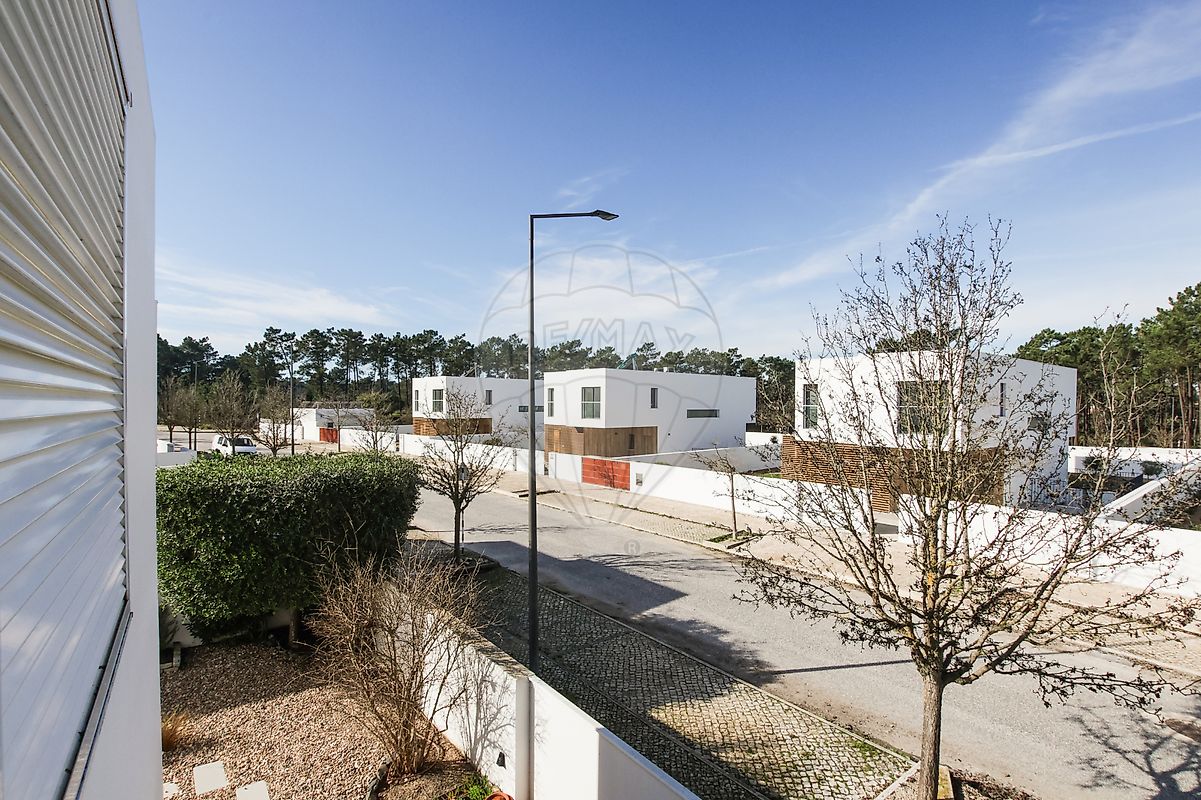 listing 120612332-19 picture-0