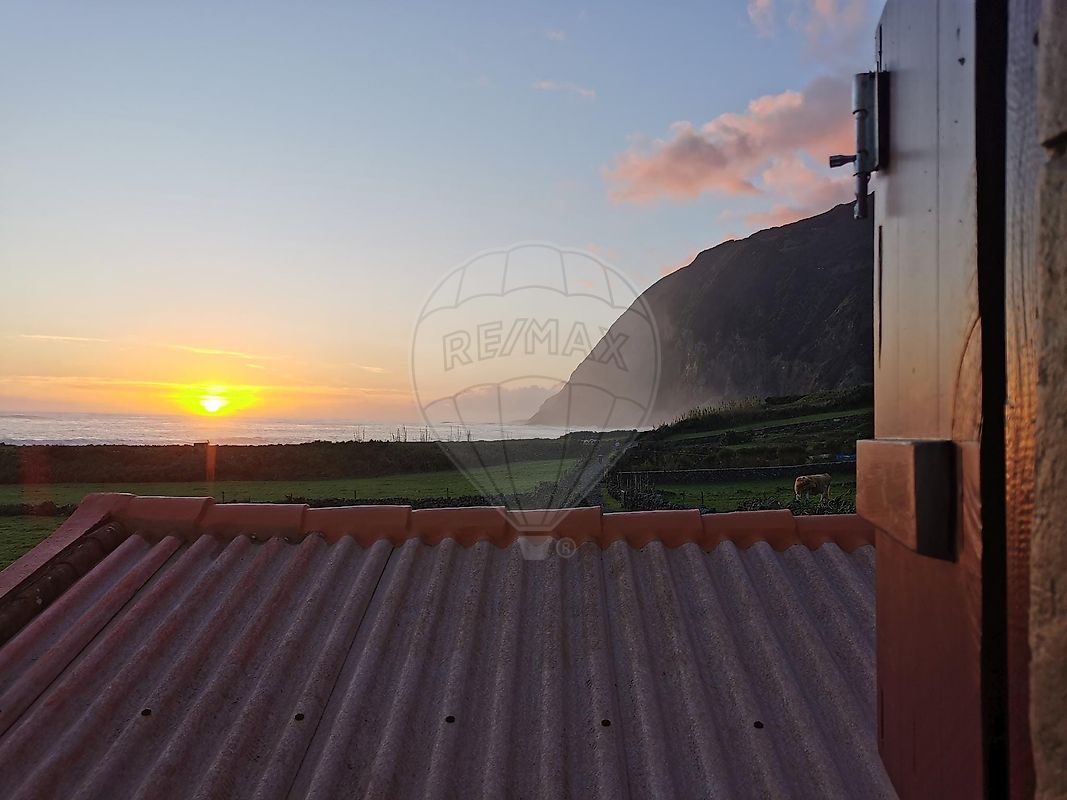 listing 120611454-74 picture-0
