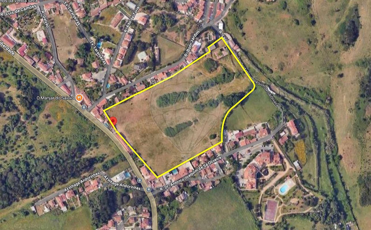 Terreno à venda em Sintra