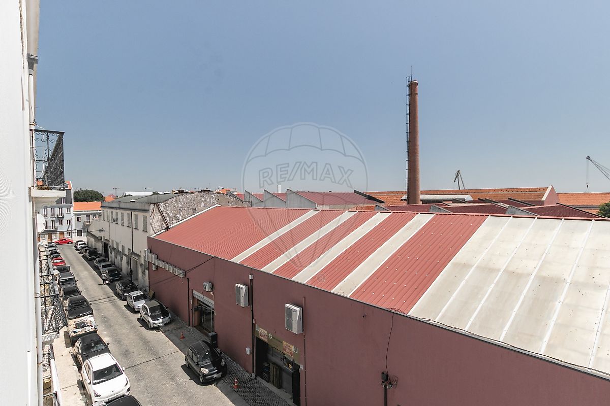 listing 120611395-64 picture-0