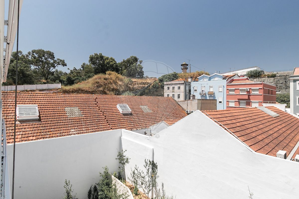 listing 120611395-64 picture-0