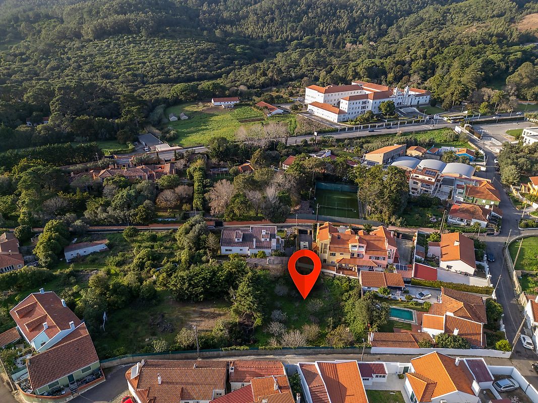 Land for sale in Sintra, Portugal — €490,000