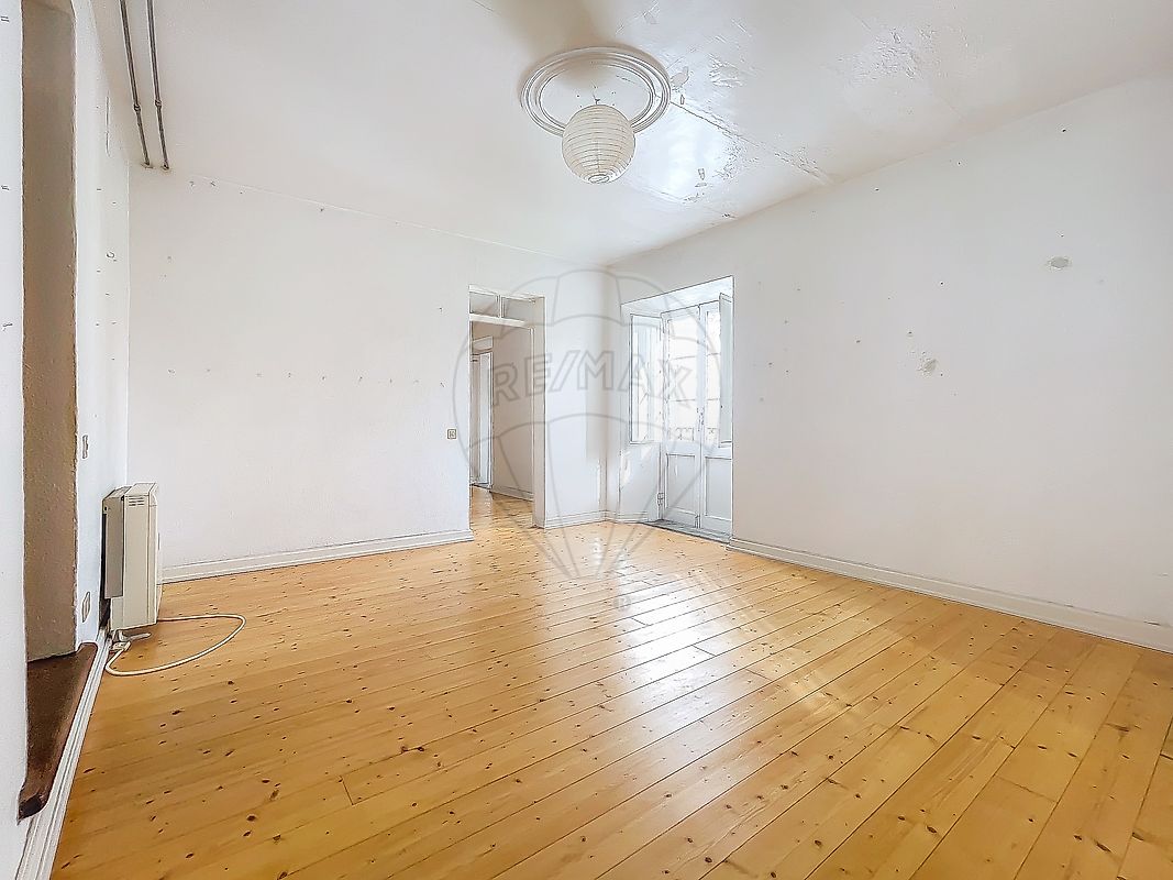 listing 120611192-1150 picture-0
