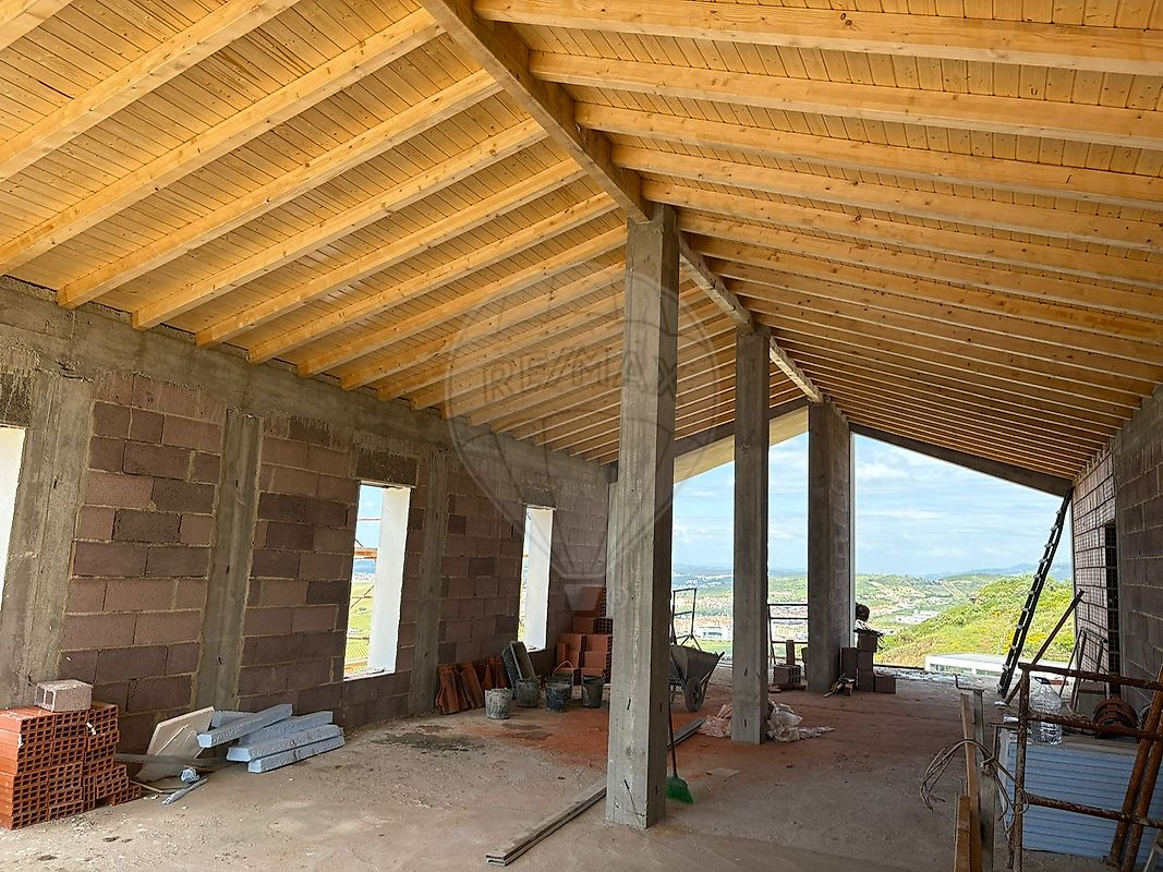 listing 120611977-81 picture-0