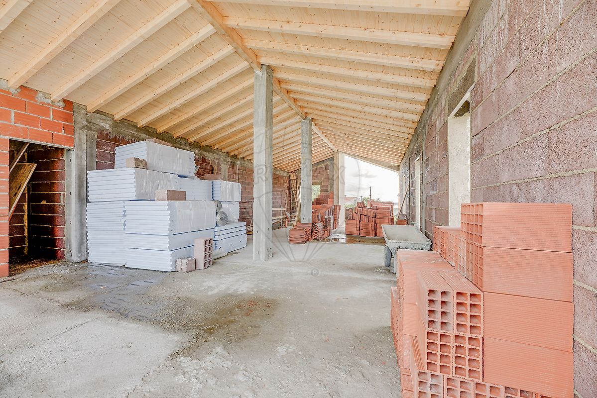 listing 120611977-81 picture-0