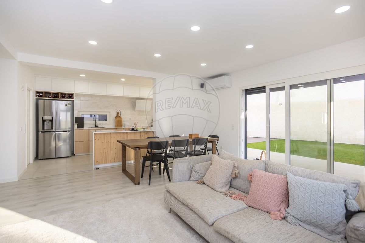 listing 120612790-4 picture-0