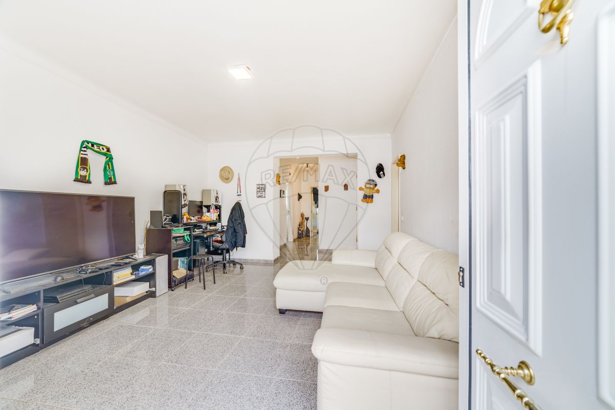Moradia T2 para venda