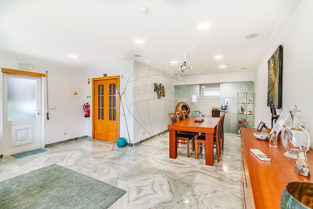 listing 120612723-3 picture-0