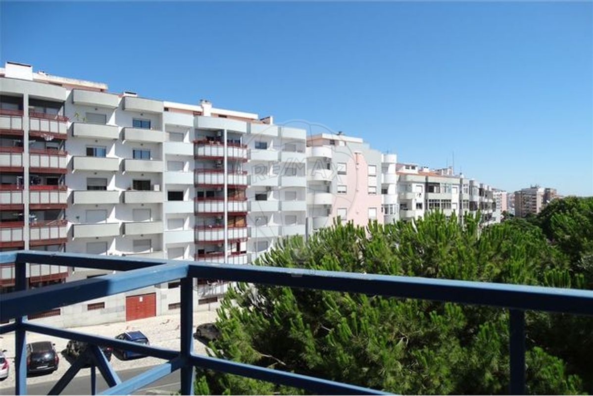 listing 120611852-59 picture-0