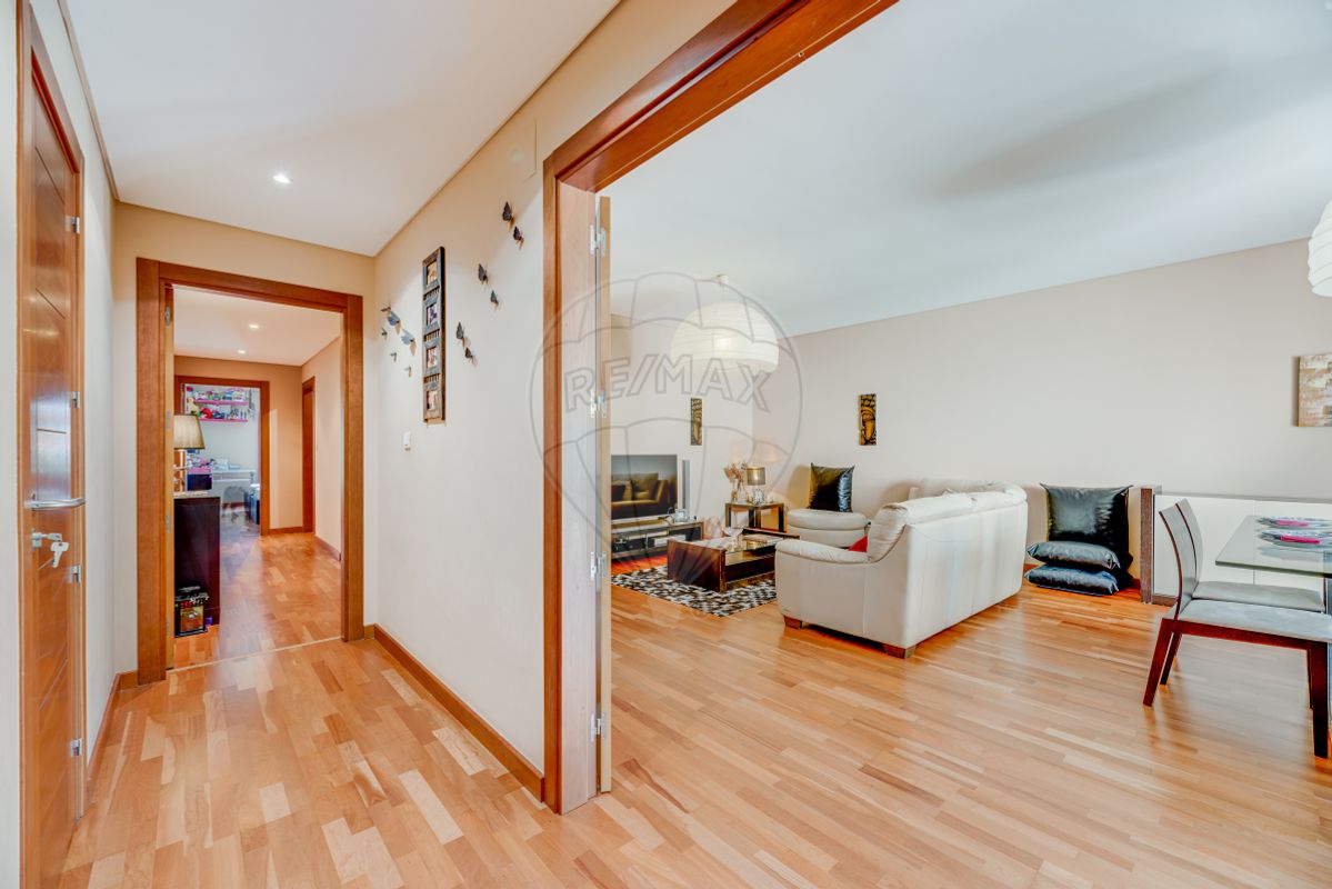 listing 120612685-9 picture-0