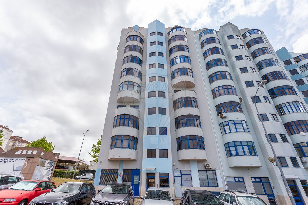 listing 120611343-220 picture-0