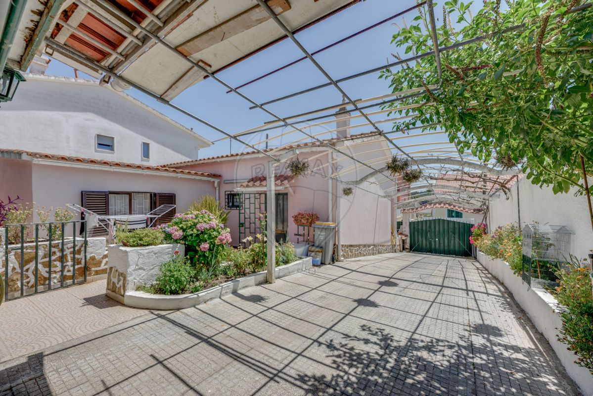 listing 120612276-23 picture-0