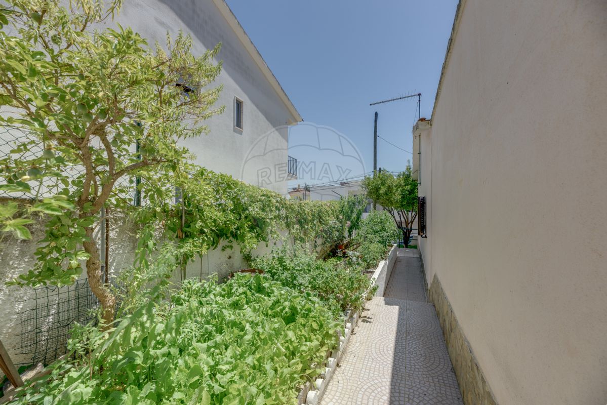 listing 120612276-23 picture-0