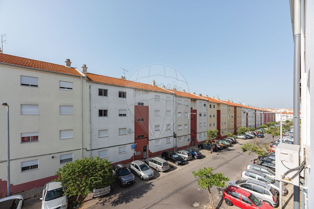 listing 120612824-3 picture-0