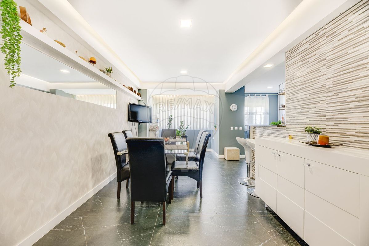 listing 120612824-3 picture-0