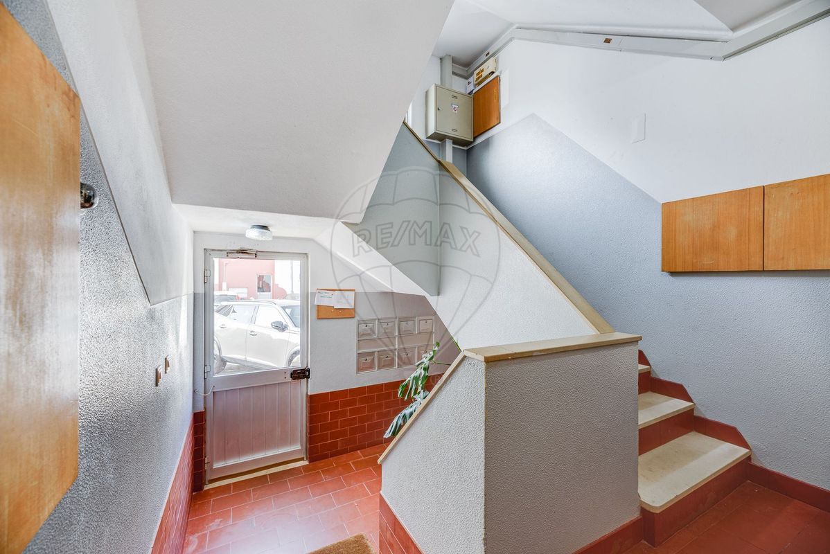 listing 120612824-3 picture-0