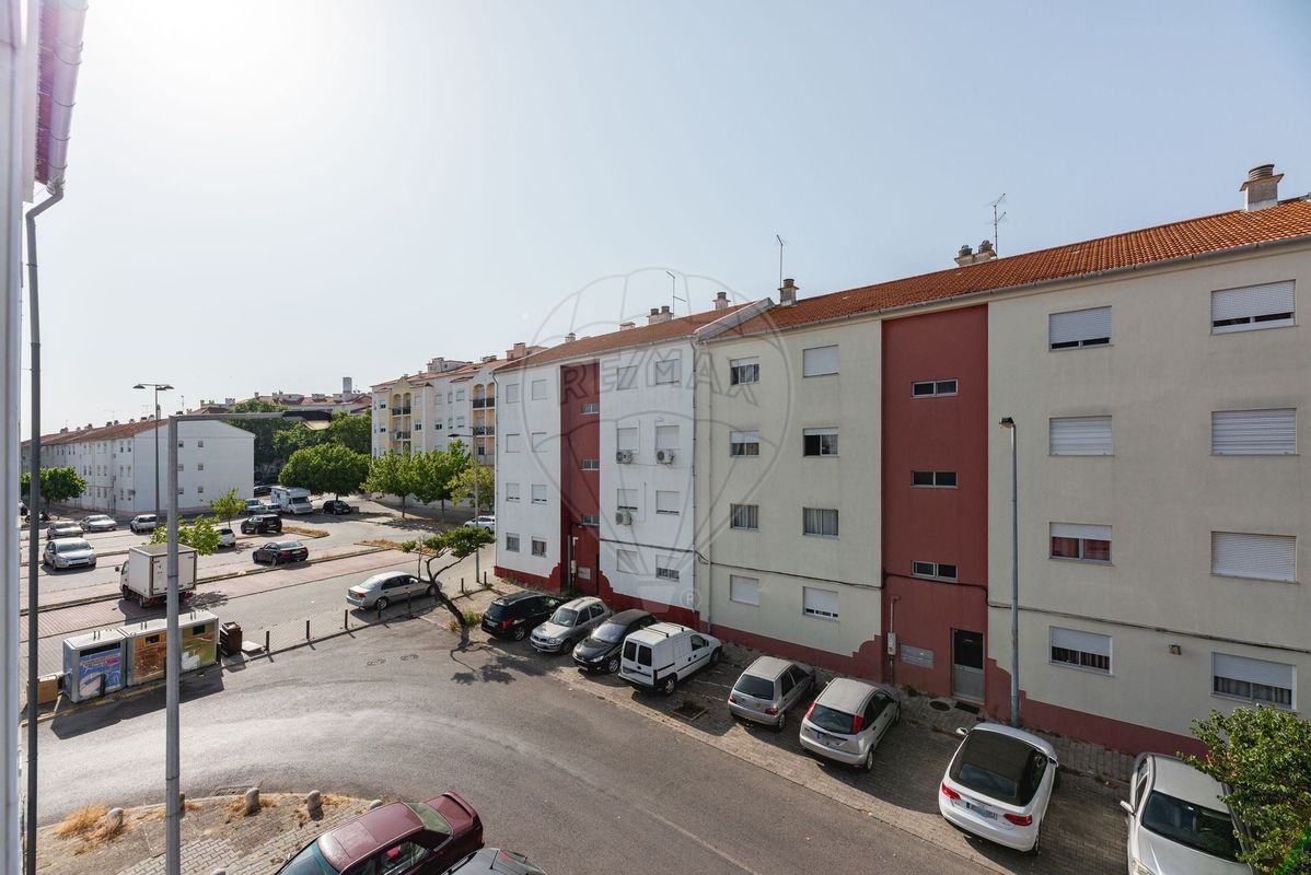 listing 120612824-3 picture-0