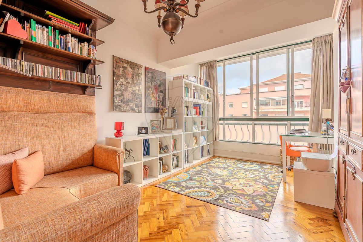 listing 120612855-3 picture-0