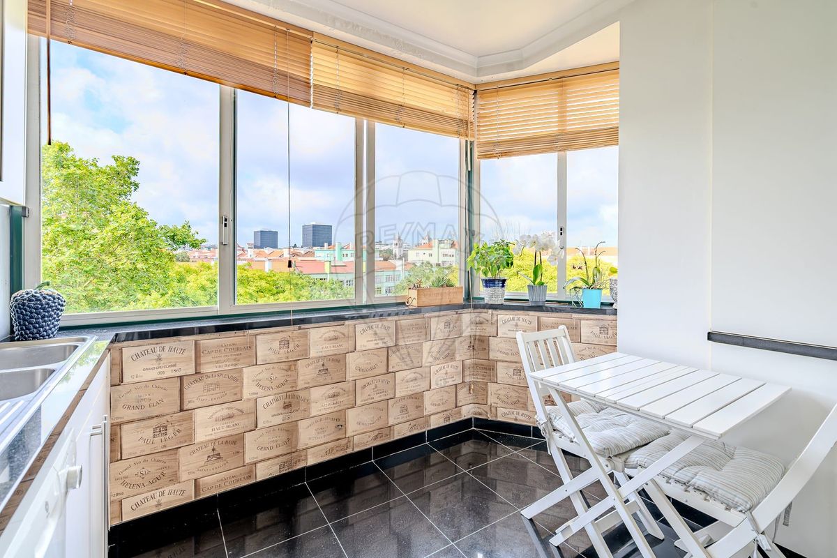 listing 120612855-3 picture-0