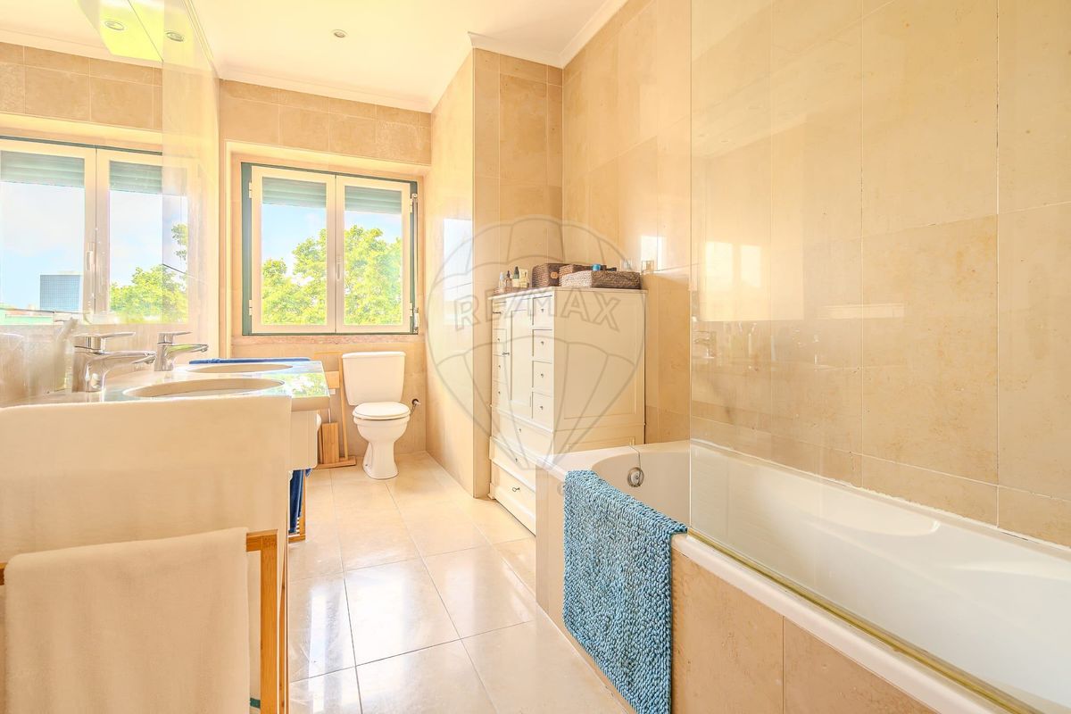 listing 120612855-3 picture-0