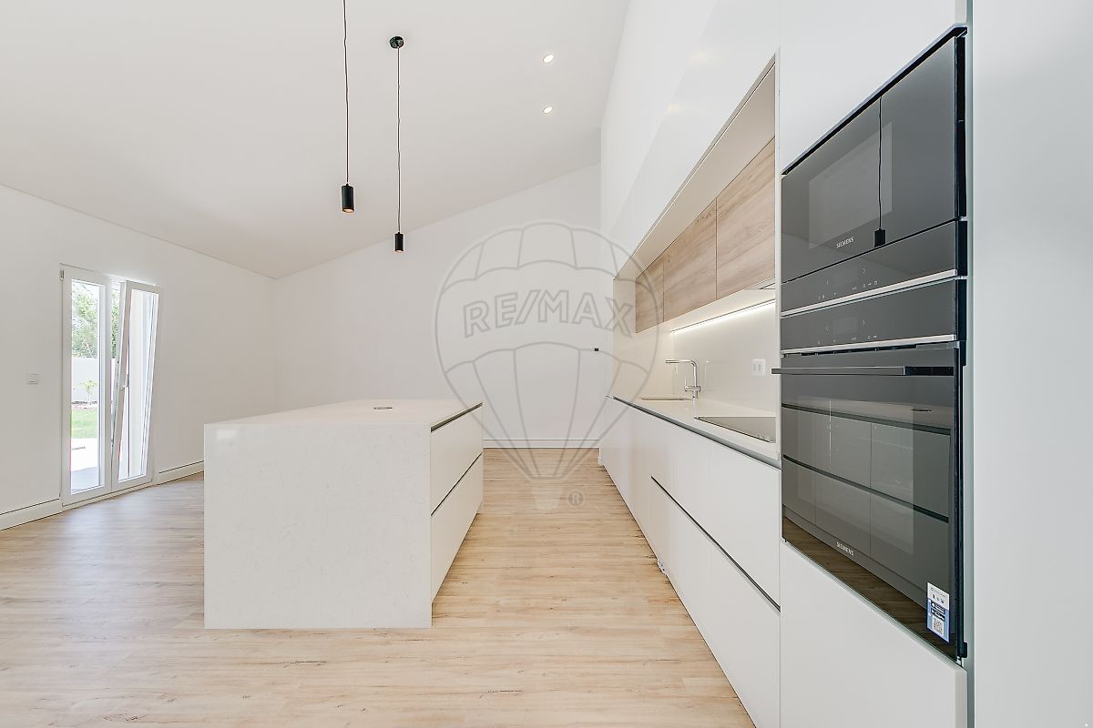 listing 120612676-30 picture-0