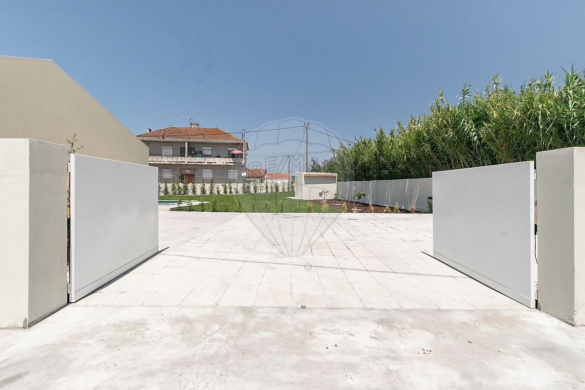 listing 120612676-30 picture-0