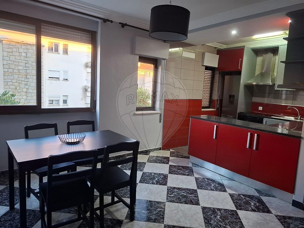 Apartamento T2 à venda em Assunção, Ajuda, Salvador e Santo Ildefonso, €110.000