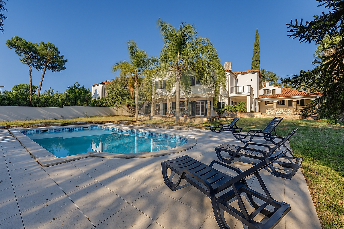 Moradia T5 para venda