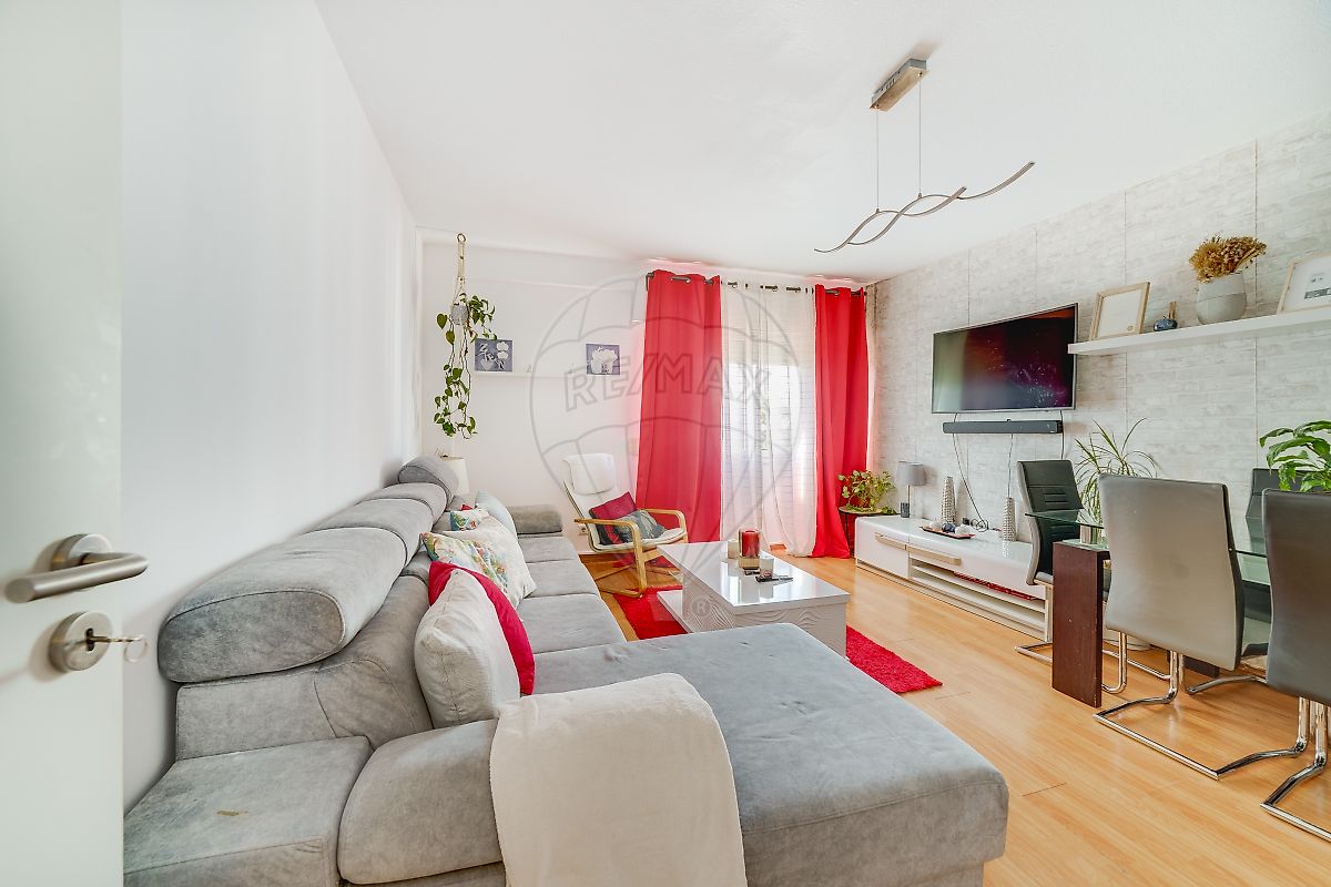 Apartamento T3 à venda em Sintra