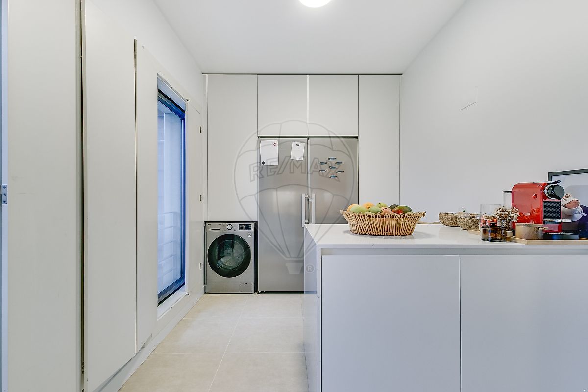 Apartamento T4 à venda em Estrela, Lisboa — foto 5
